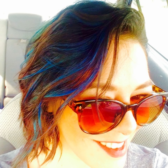 Meet your Posher, Carley - Picture 1 of 1